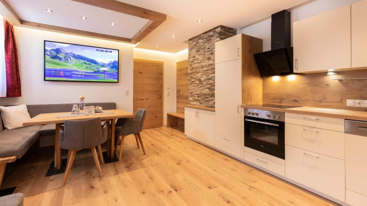 Alp Chalet In Kappl Bei Ischgl Exterior photo
